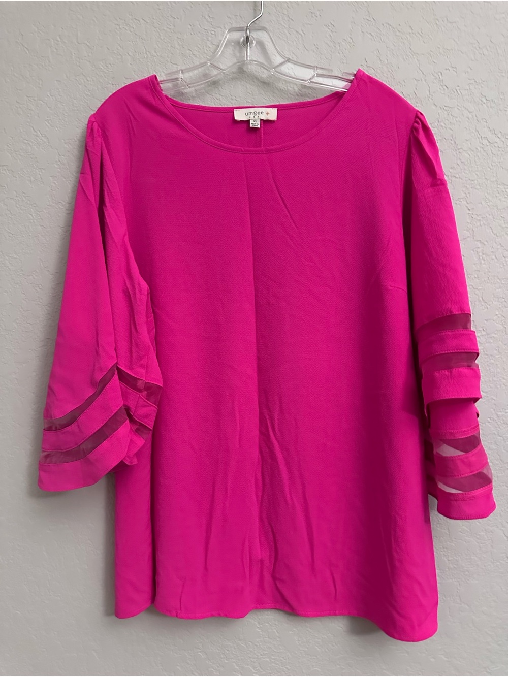 Umgee Womens XL Hot Pink 3/4 Bell Sleeve Blouse